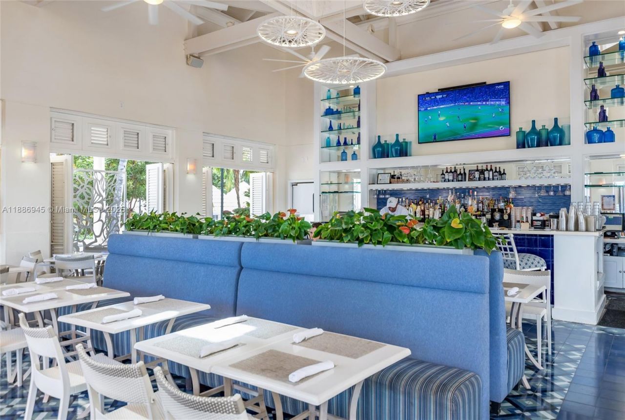 791 Crandon Blvd, Unit 1408, Key Biscayne, FL 33149 Photo