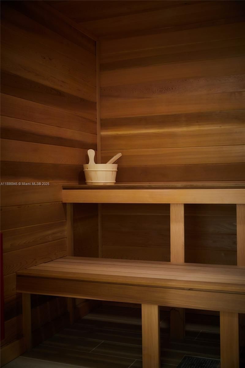 791 Crandon Blvd, Unit 1408, Key Biscayne, FL 33149 Photo