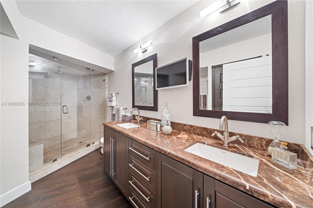 19195 NE 36th Ct, Unit 2304, Aventura, FL 33180 Photo