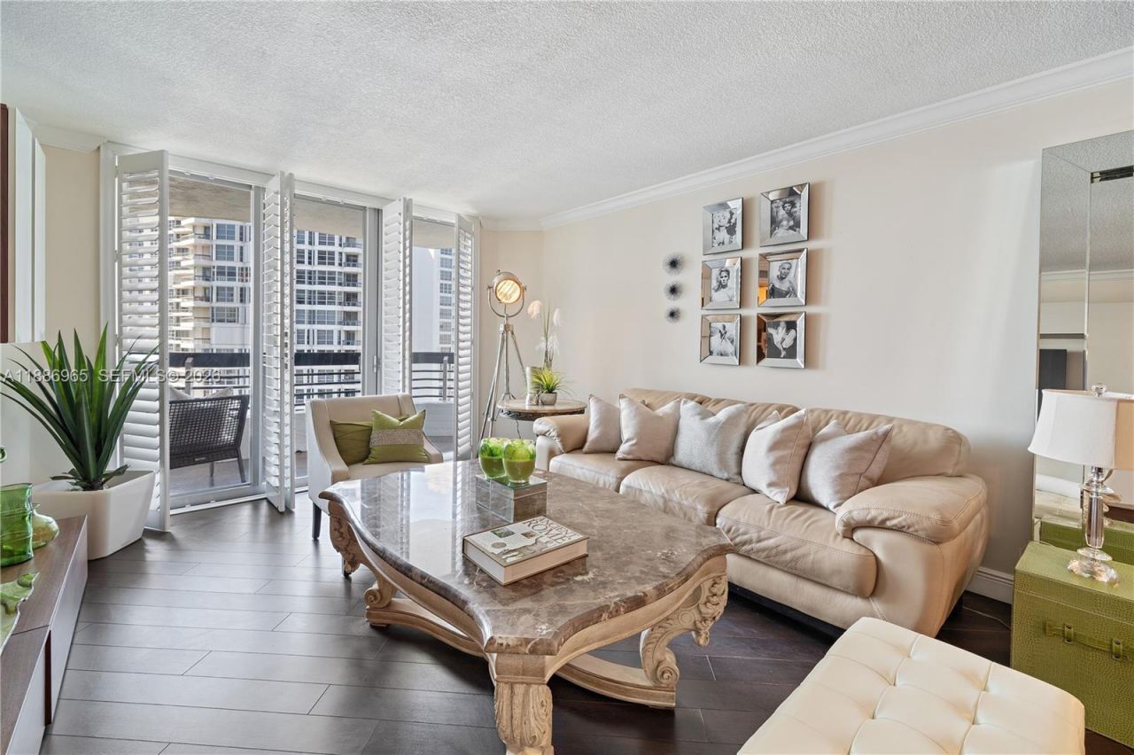 19195 NE 36th Ct, Unit 2304, Aventura, FL 33180 Photo