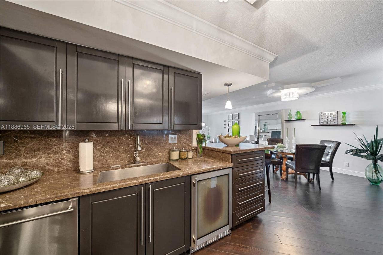 19195 NE 36th Ct, Unit 2304, Aventura, FL 33180 Photo