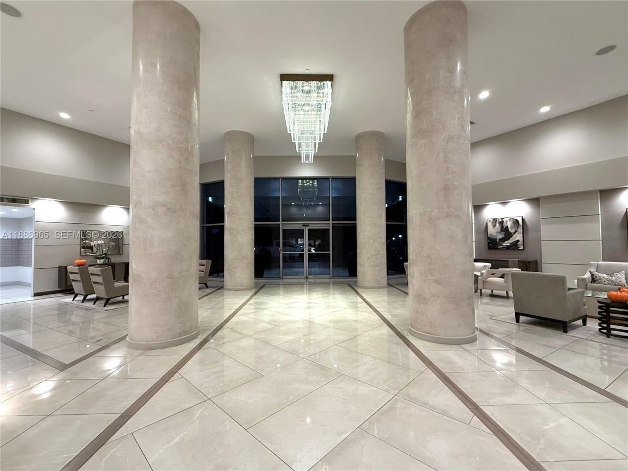 19195 NE 36th Ct, Unit 2304, Aventura, FL 33180 Photo