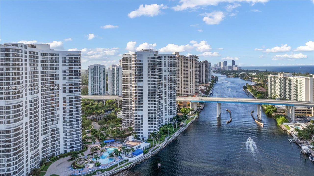 19195 NE 36th Ct, Unit 2304, Aventura, FL 33180 Photo