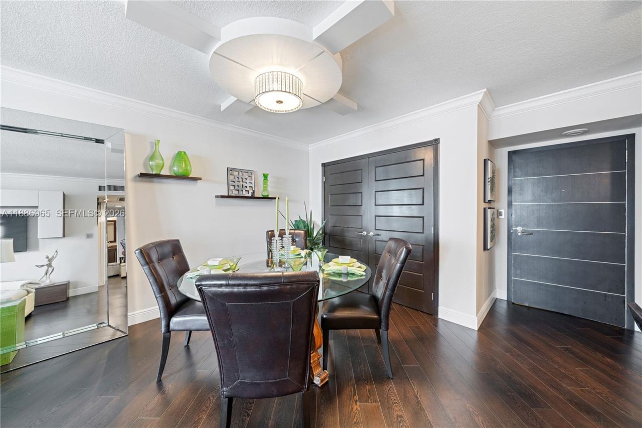 19195 NE 36th Ct, Unit 2304, Aventura, FL 33180 Photo