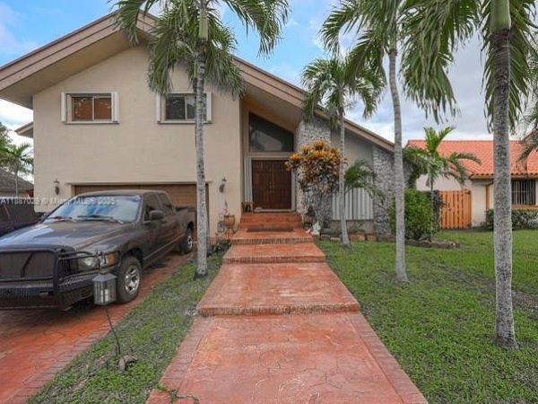 14220 SW 109th St, Miami, FL 33186