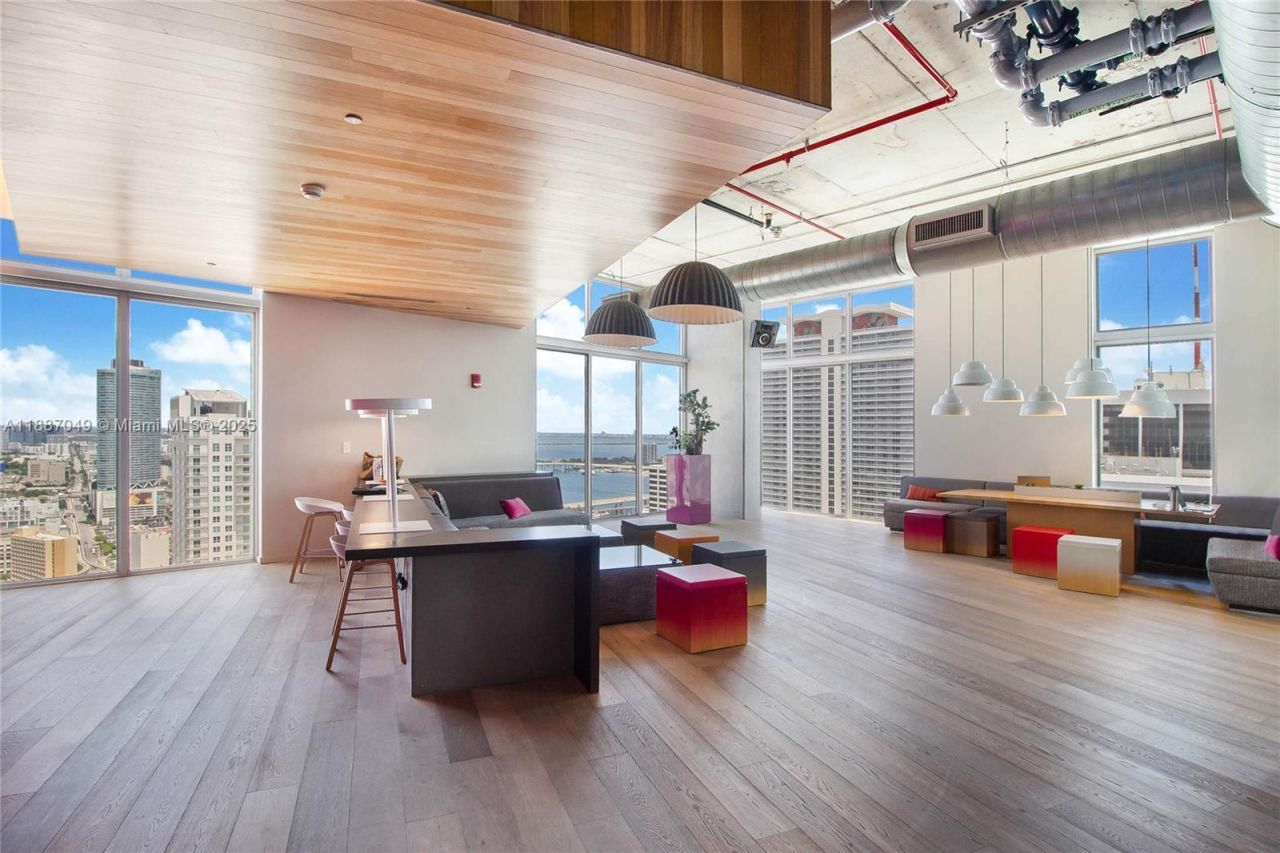 151 SE 1st St, Unit 1003, Miami, FL 33131 Photo