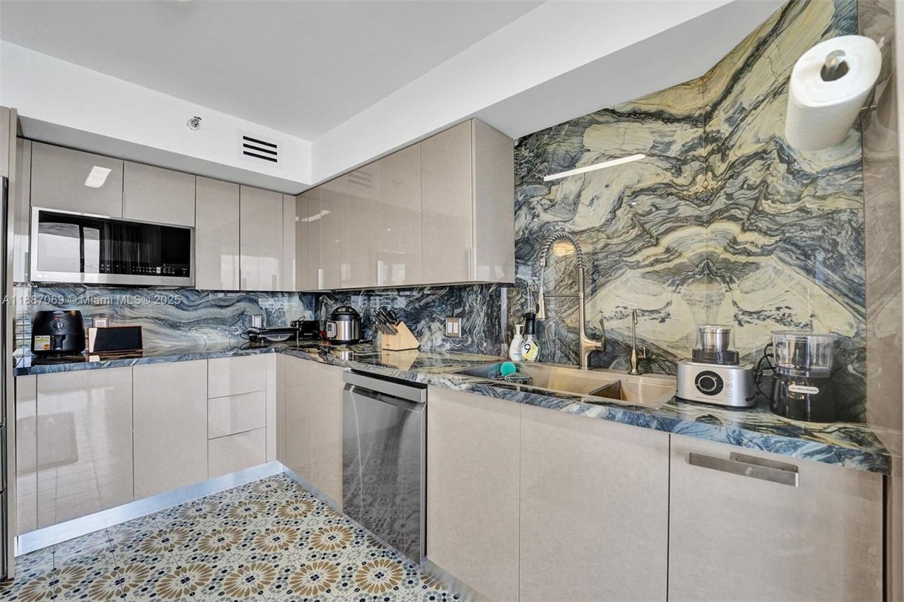 3530 Mystic Pointe Dr, Unit 2002, Aventura, FL 33180 Photo