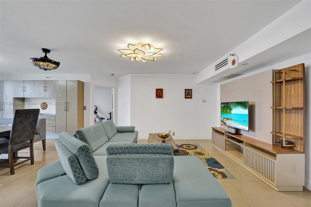 3530 Mystic Pointe Dr, Unit 2002, Aventura, FL 33180 Photo
