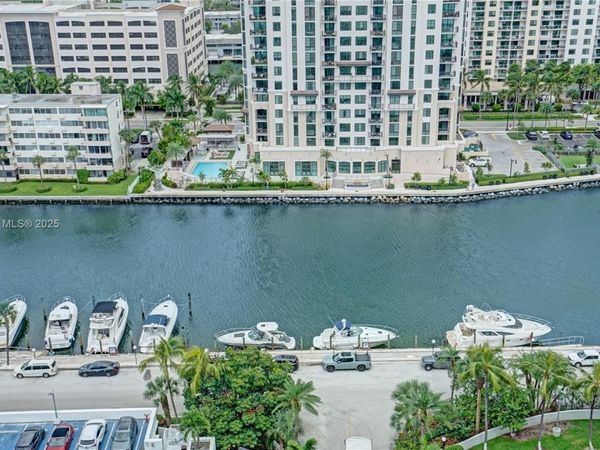 100 Bayview Dr, Unit 1931, Sunny Isles Beach, FL 33160