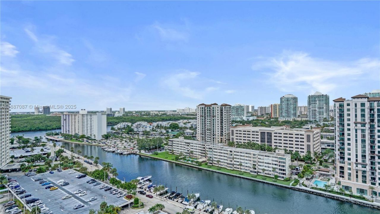 100 Bayview Dr, Unit 1931, Sunny Isles Beach, FL 33160 Photo