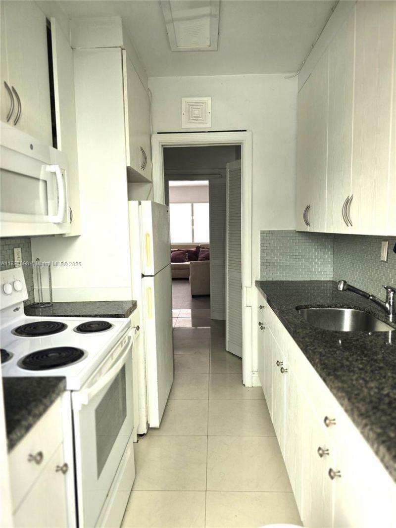 835 Meridian Ave, Unit 4, Miami Beach, FL 33139 Photo