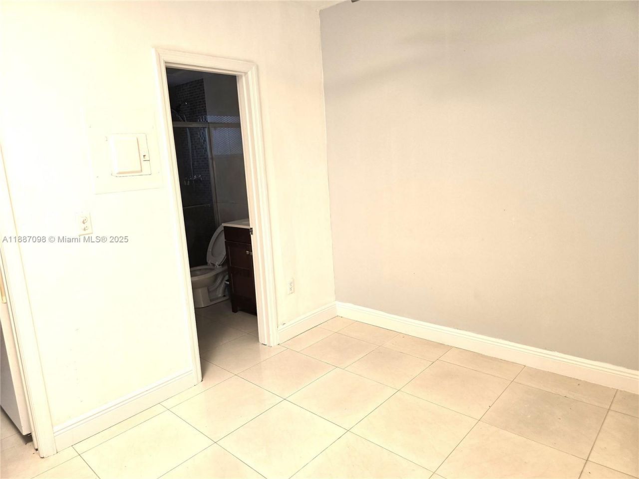 835 Meridian Ave, Unit 4, Miami Beach, FL 33139 Photo