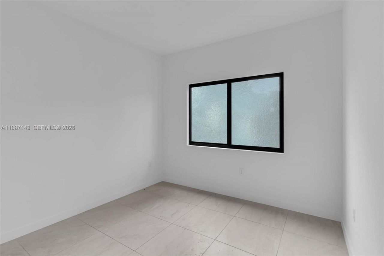 2969 NW 59 St, Unit 2, Miami, FL 33142 Photo