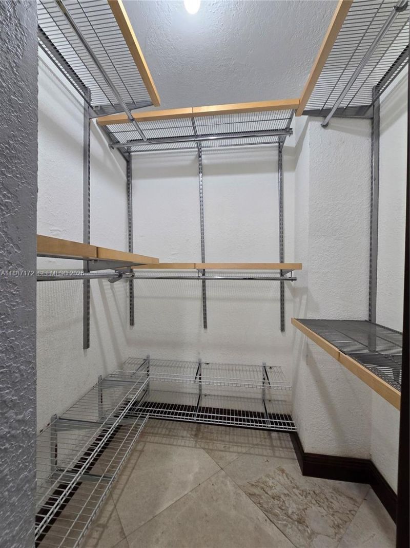 8425 NW 8th St, Unit 307, Miami, FL 33126 Photo