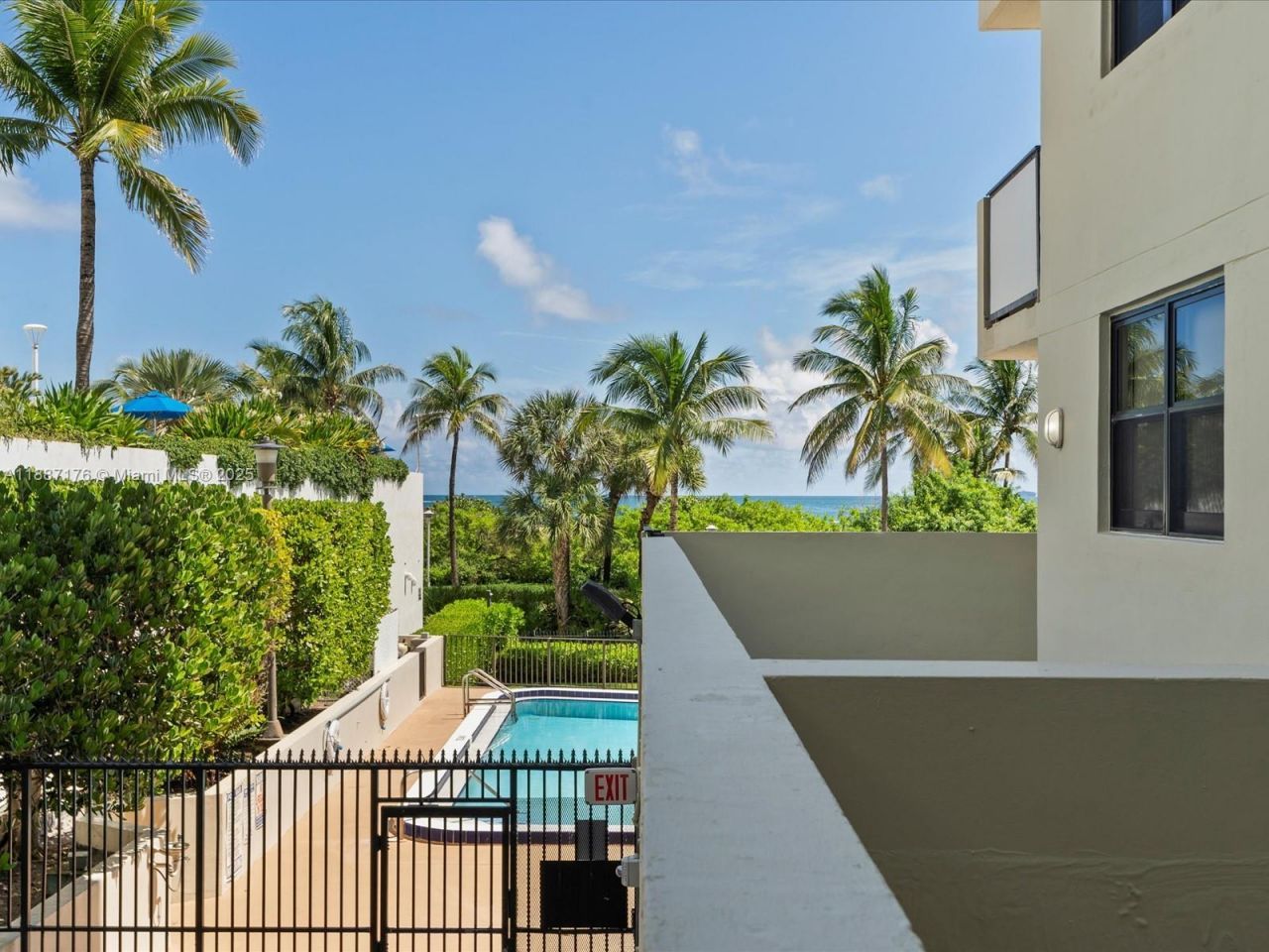 1623 Collins Ave, Unit 215, Miami Beach, FL 33139 Photo