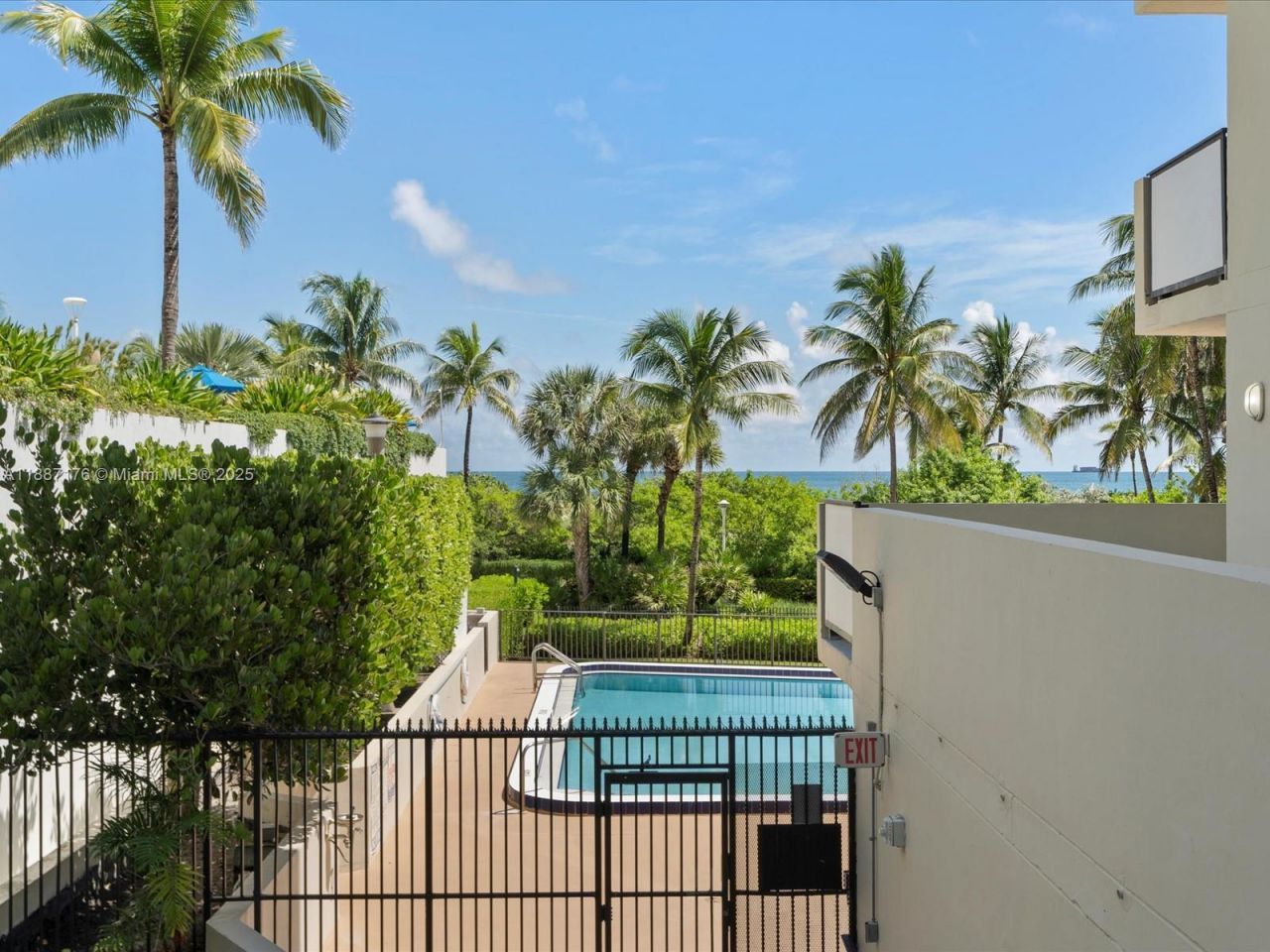 1623 Collins Ave, Unit 215, Miami Beach, FL 33139 Photo