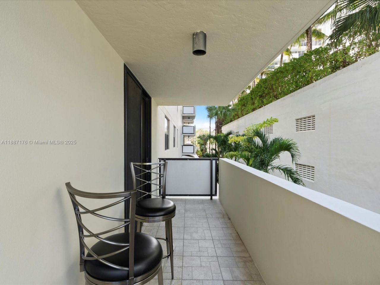 1623 Collins Ave, Unit 215, Miami Beach, FL 33139 Photo
