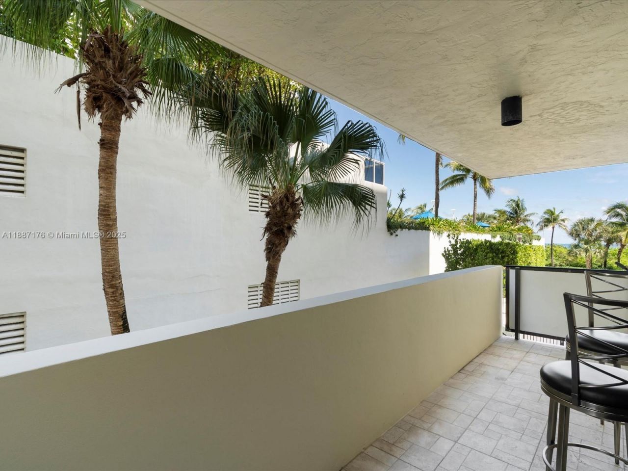 1623 Collins Ave, Unit 215, Miami Beach, FL 33139 Photo