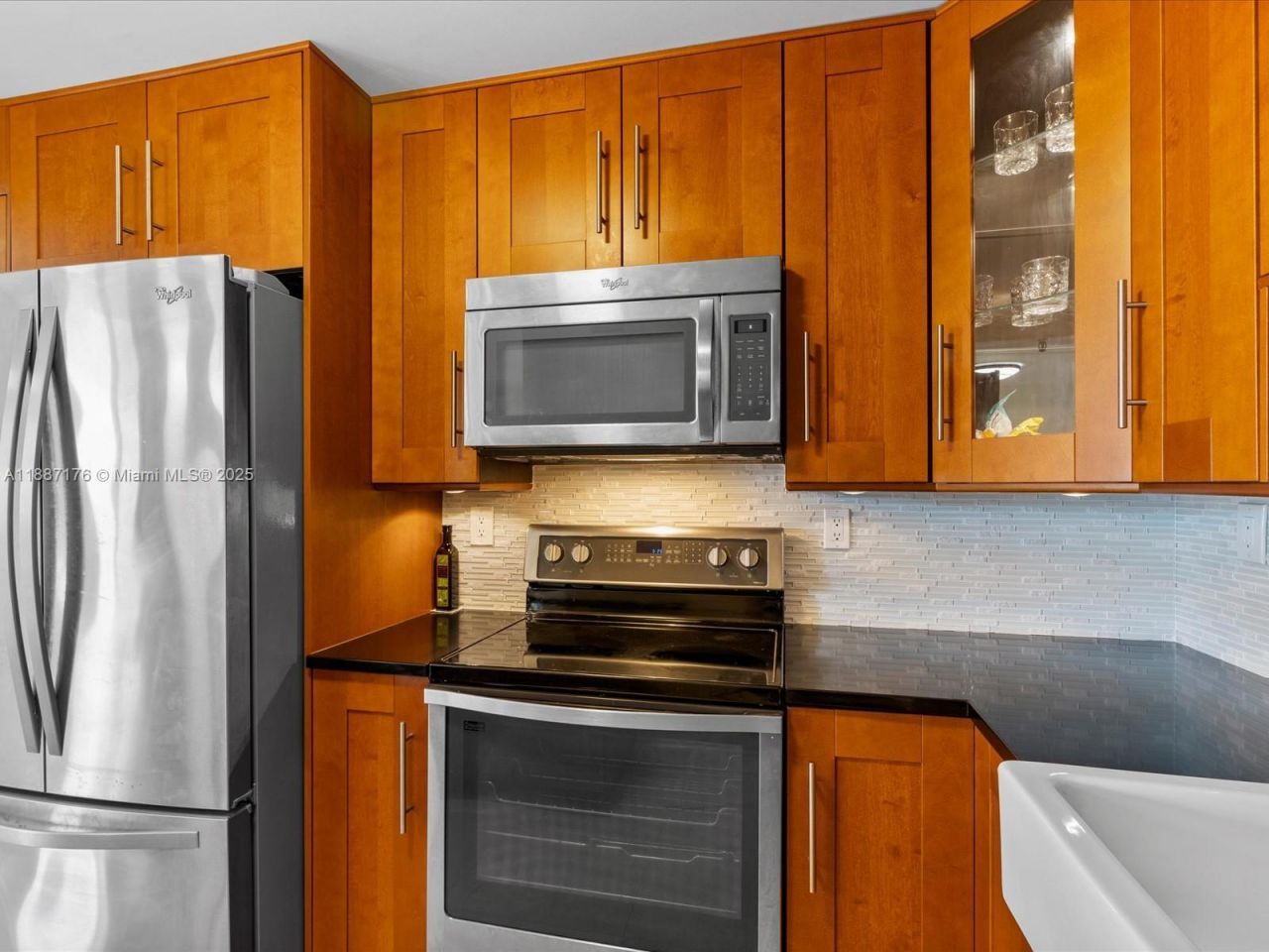 1623 Collins Ave, Unit 215, Miami Beach, FL 33139 Photo