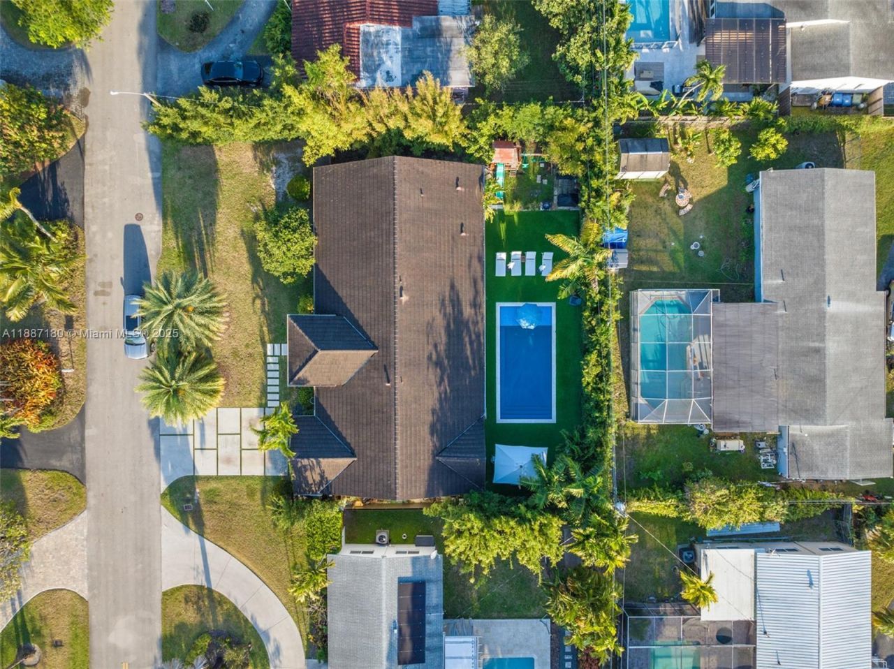 6420 SW 63rd Ter, South Miami, FL 33143 Photo