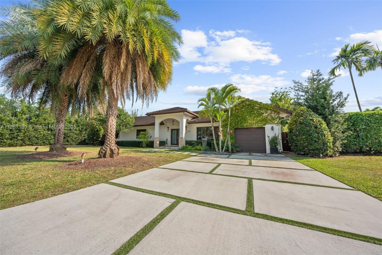 6420 SW 63rd Ter, South Miami, FL 33143 Photo