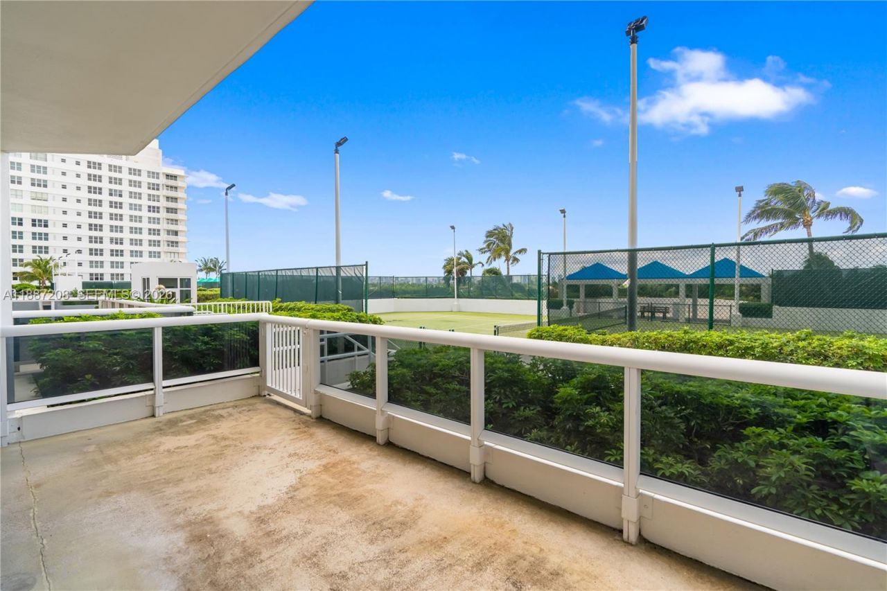 4779 Collins Ave, Unit 506, Miami Beach, FL 33140 Photo