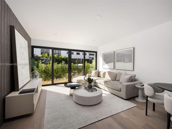 200 Sunrise Dr, Unit 200D, Key Biscayne, FL 33149