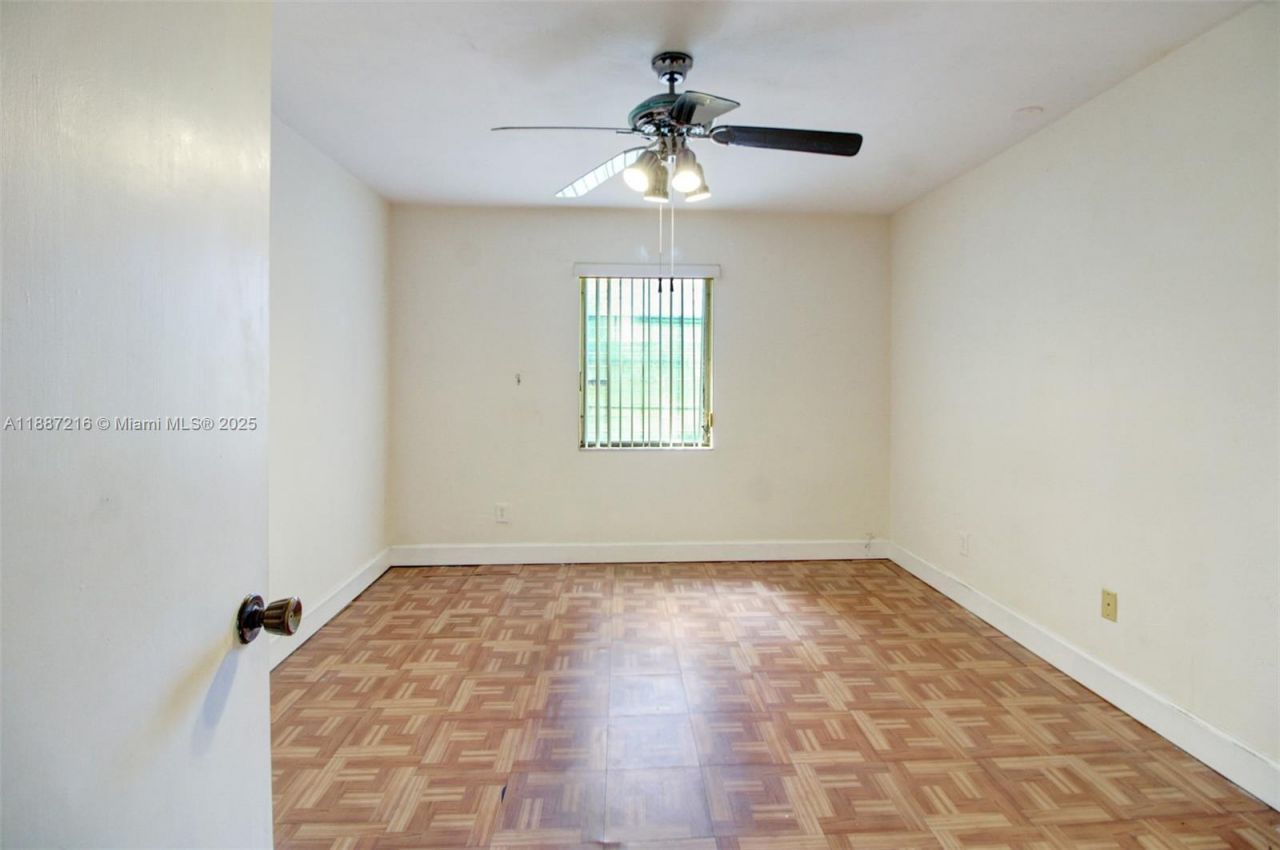 8701 SW 141st St, Unit B4, Palmetto Bay, FL 33176 Photo