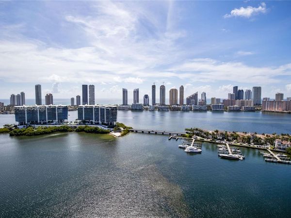 3201 NE 183rd ST, Unit PH2904-05, Aventura, FL 33160