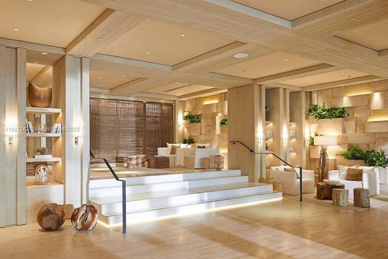 102 24 Street, Unit 945, Miami Beach, FL 33139 Photo