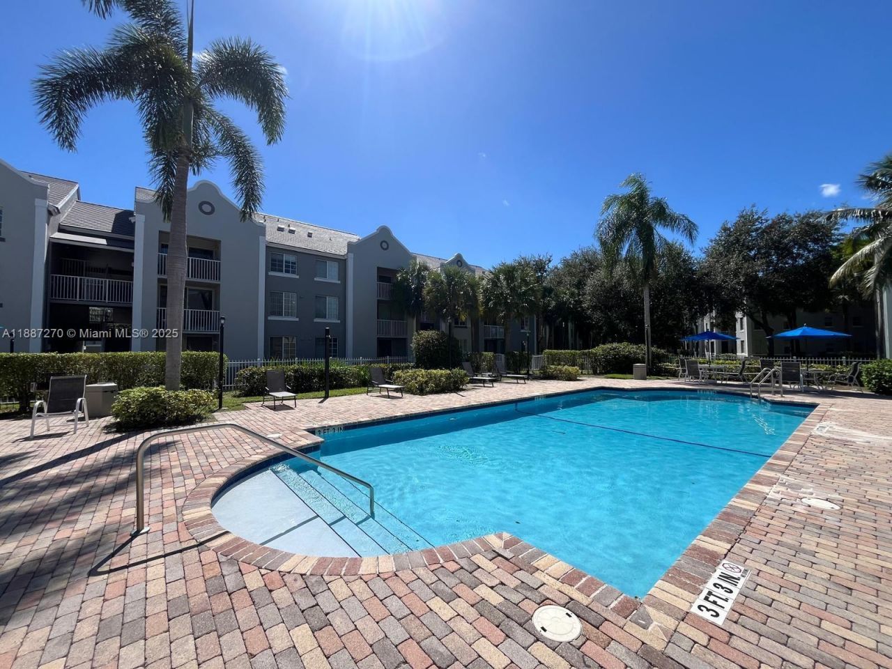 655 SW 111th Way, Unit 308, Pembroke Pines, FL 33025 Photo