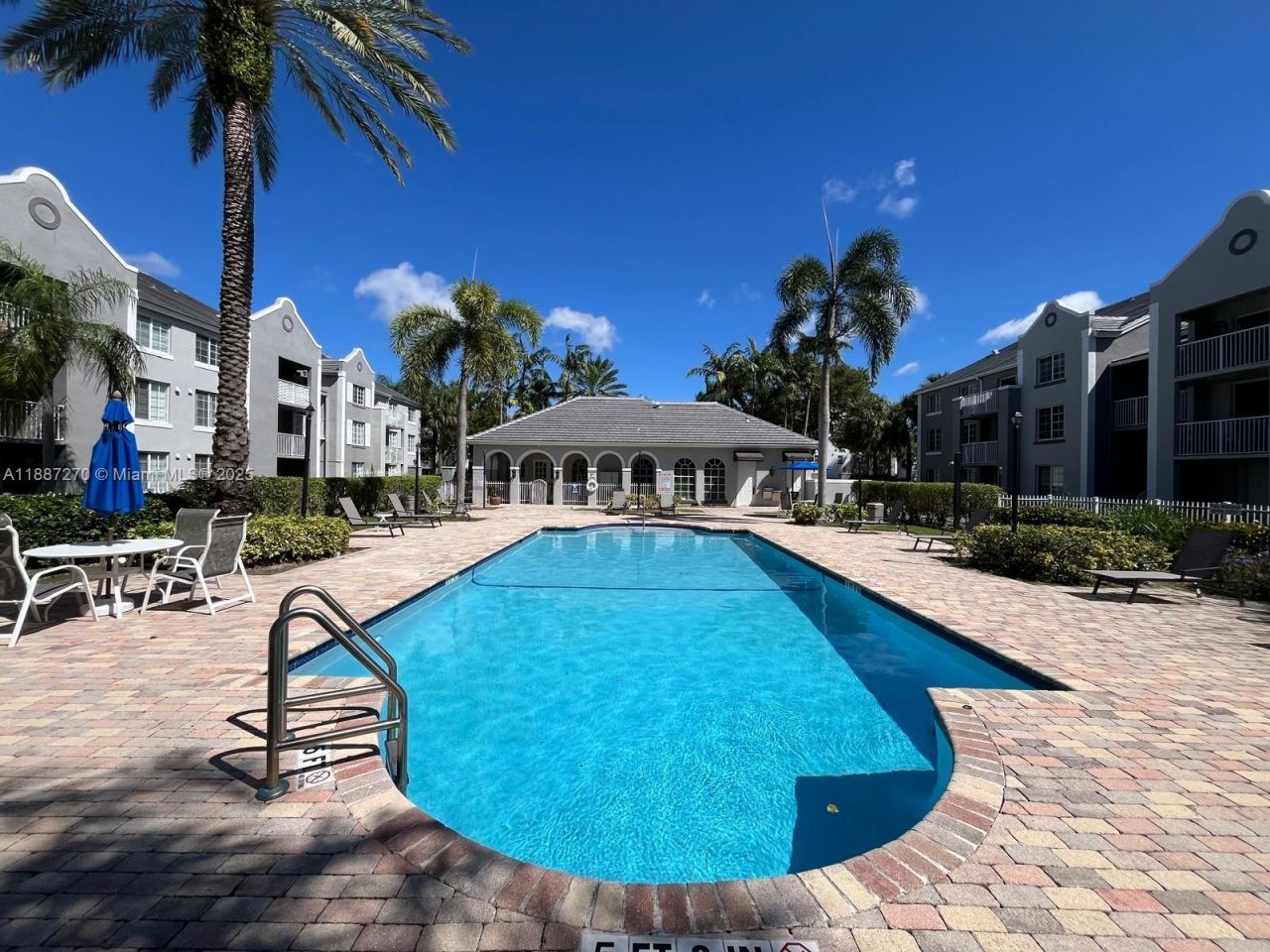 655 SW 111th Way, Unit 308, Pembroke Pines, FL 33025 Photo