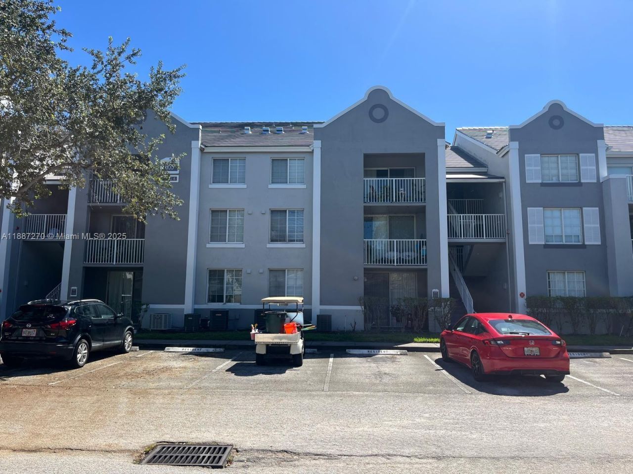 655 SW 111th Way, Unit 308, Pembroke Pines, FL 33025 Photo