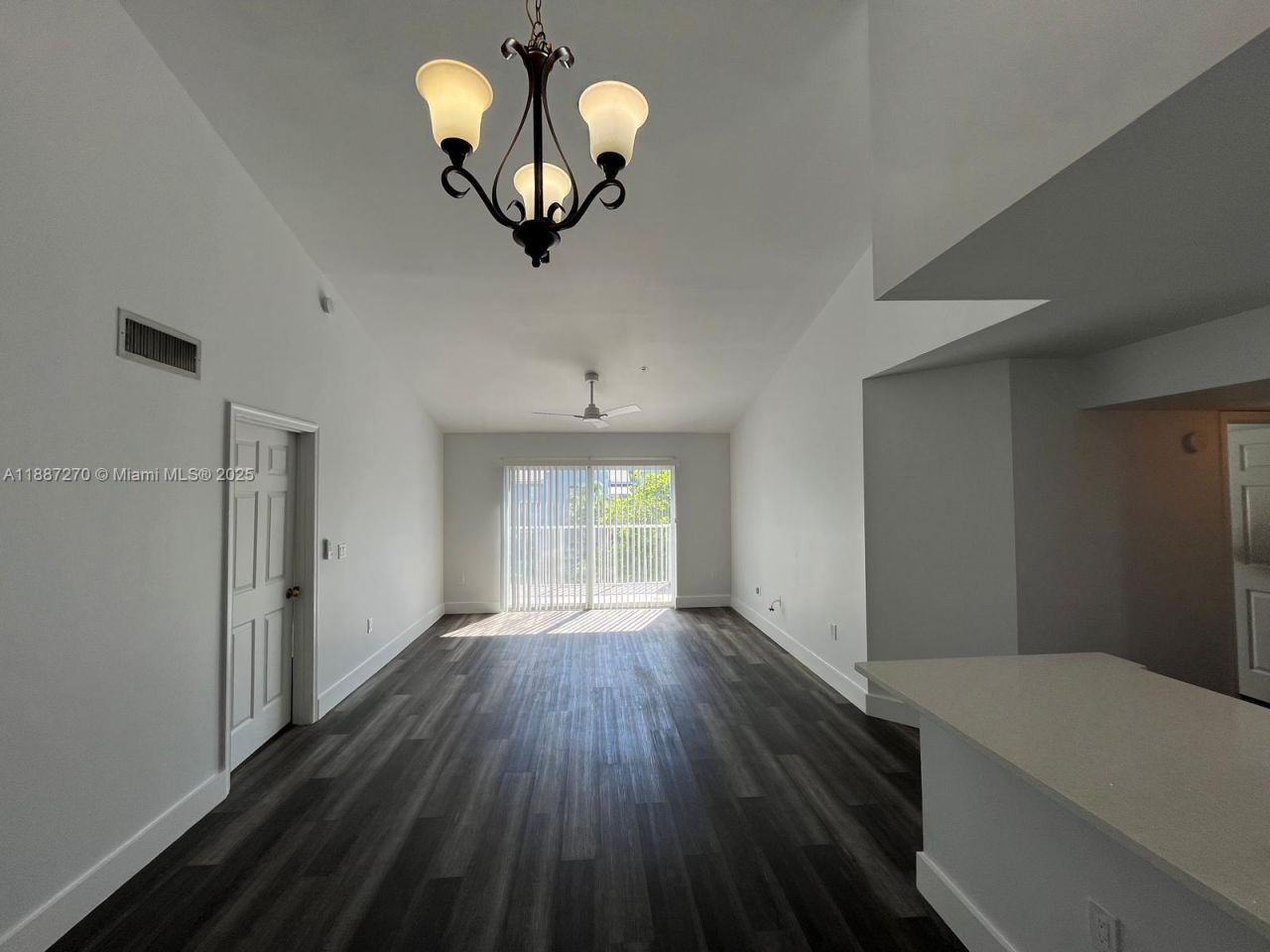 655 SW 111th Way, Unit 308, Pembroke Pines, FL 33025 Photo