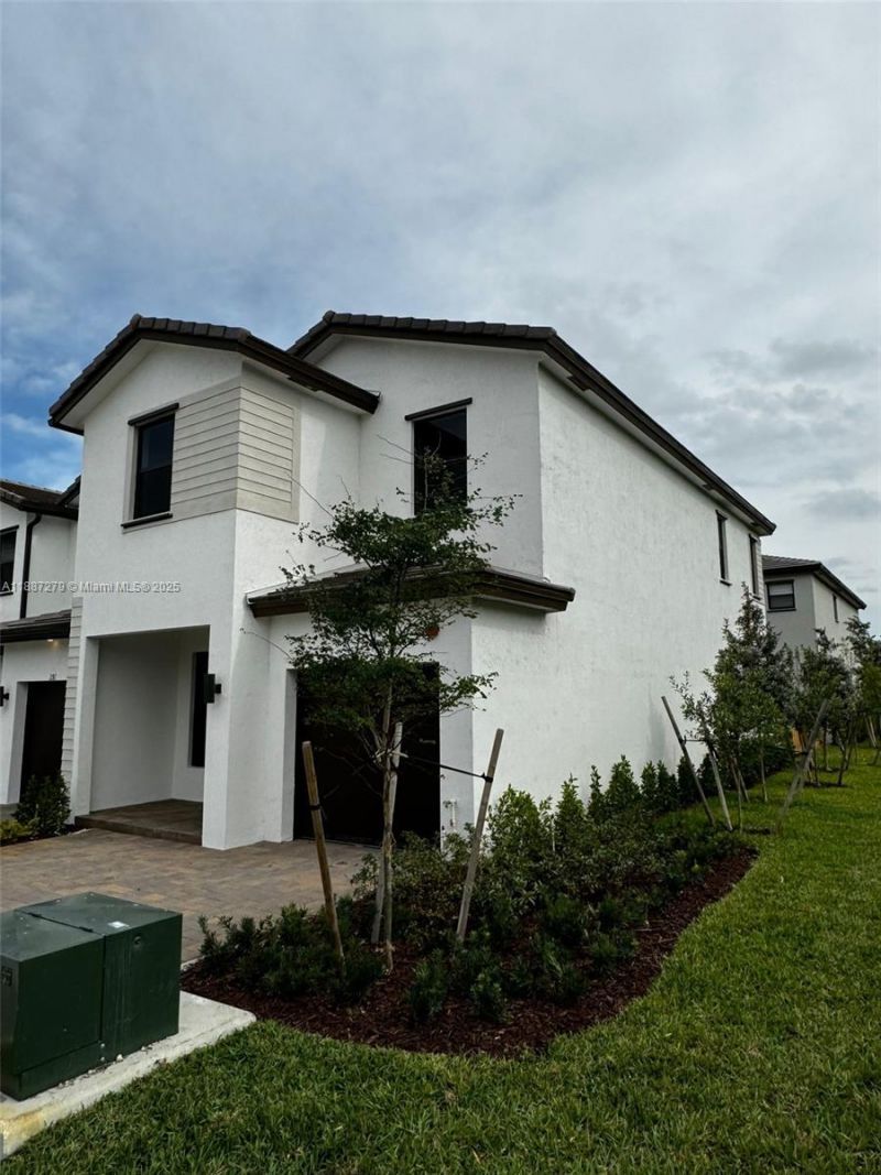 285 SW 159th Ln, Pembroke Pines, FL 33027 Photo