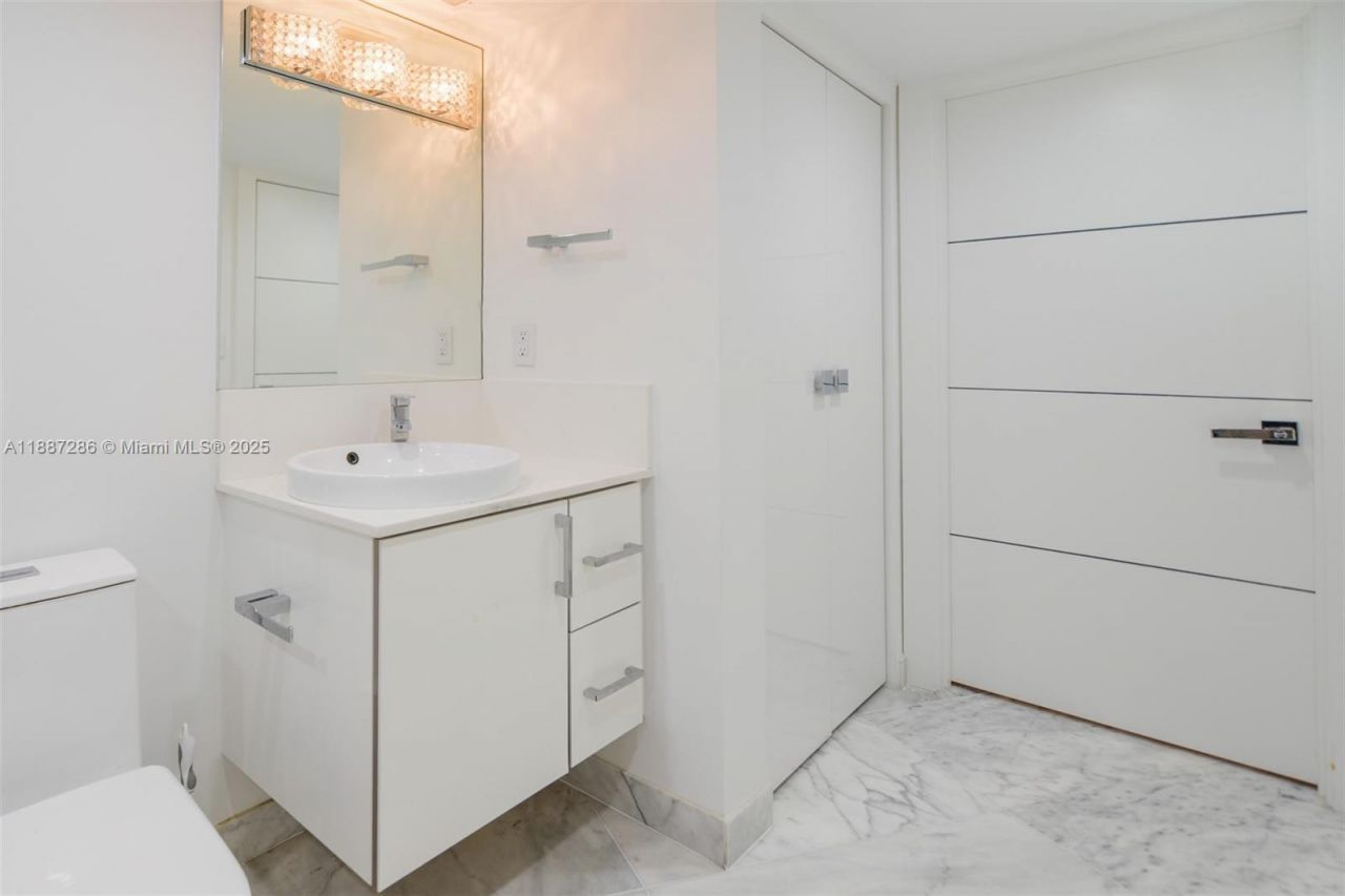 19195 Mystic Pointe Dr, Unit 2707, Aventura, FL 33180 Photo