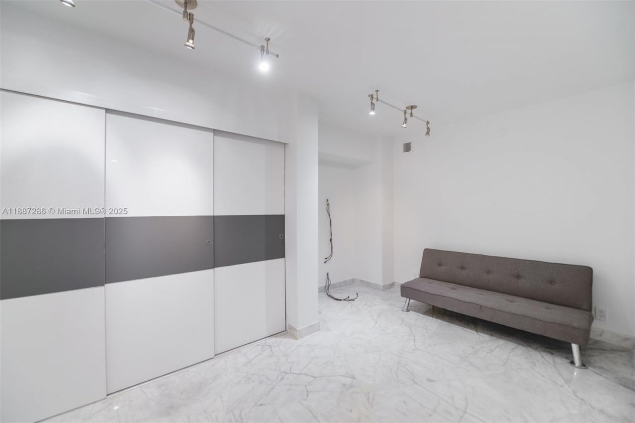 19195 Mystic Pointe Dr, Unit 2707, Aventura, FL 33180 Photo