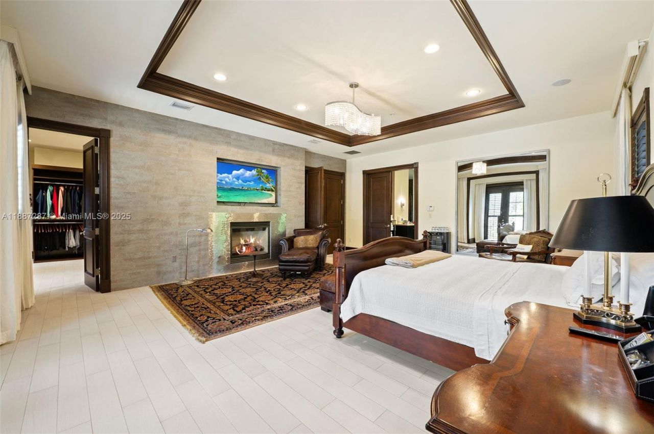 9601 SW 60 Ct, Pinecrest, FL 33156 Photo