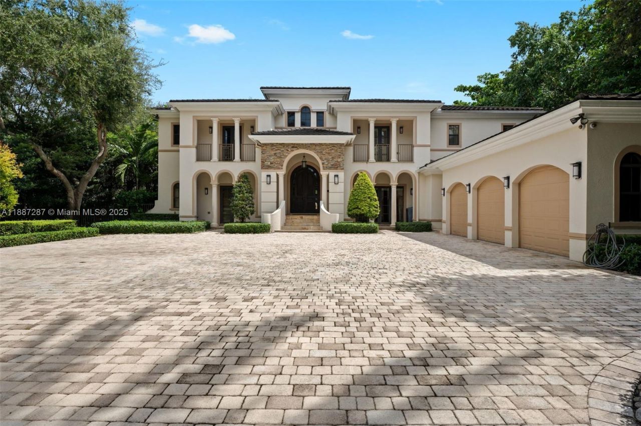 9601 SW 60 Ct, Pinecrest, FL 33156 Photo