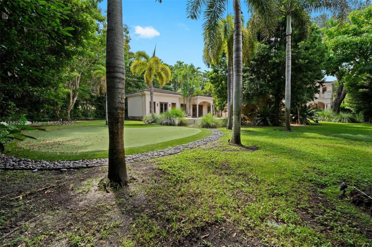 9601 SW 60 Ct, Pinecrest, FL 33156 Photo