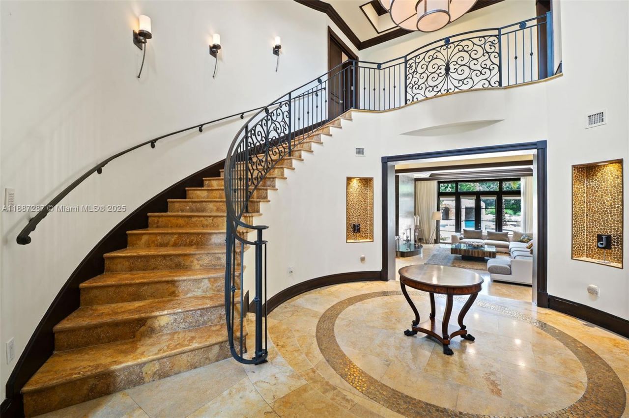 9601 SW 60 Ct, Pinecrest, FL 33156 Photo