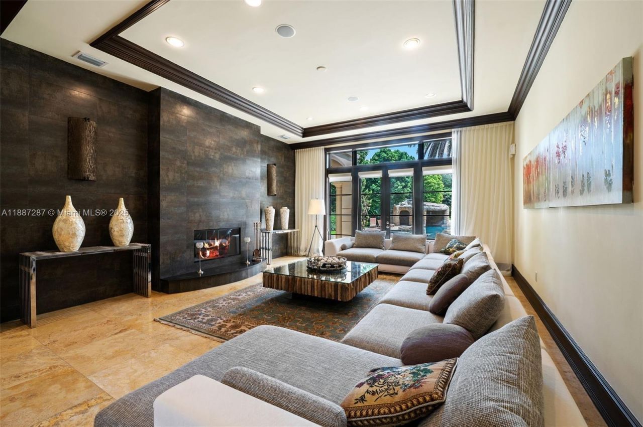 9601 SW 60 Ct, Pinecrest, FL 33156 Photo