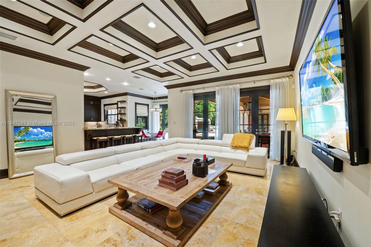 9601 SW 60 Ct, Pinecrest, FL 33156 Photo