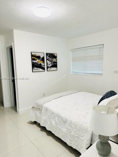 1030 NE 80th St, Unit 4, Miami, FL 33138 Photo