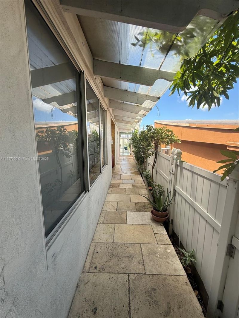 7643 NW South River Dr, Medley, FL 33166 Photo