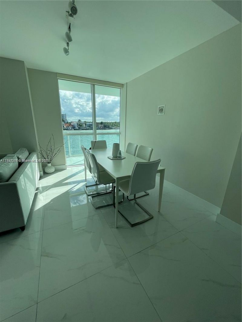 400 Sunny Isles Blvd, Unit 317, Sunny Isles Beach, FL 33160 Photo