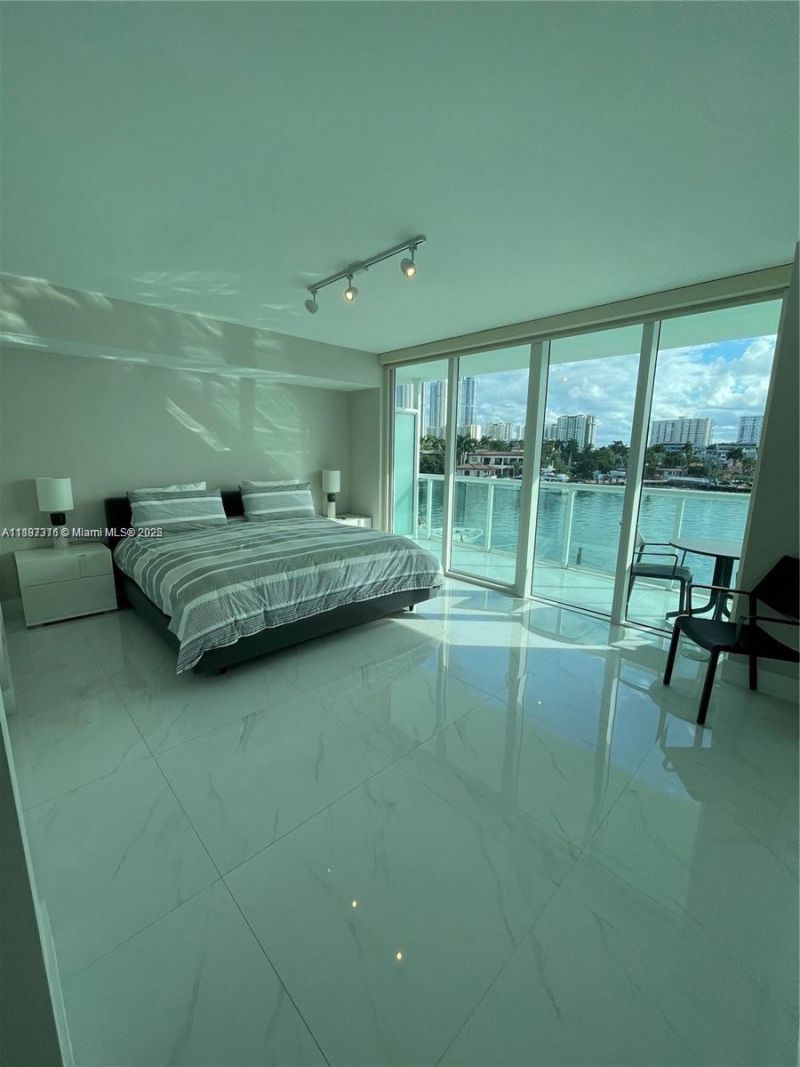400 Sunny Isles Blvd, Unit 317, Sunny Isles Beach, FL 33160 Photo