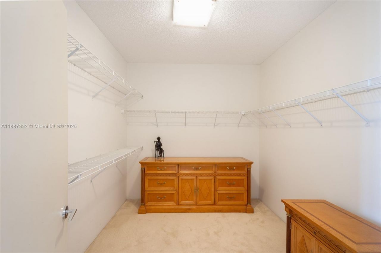 2000 Island Blvd, Unit 1002, Aventura, FL 33160 Photo