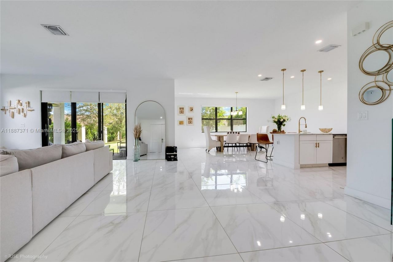 23241 SW 107th Ave, Miami, FL 33032 Photo