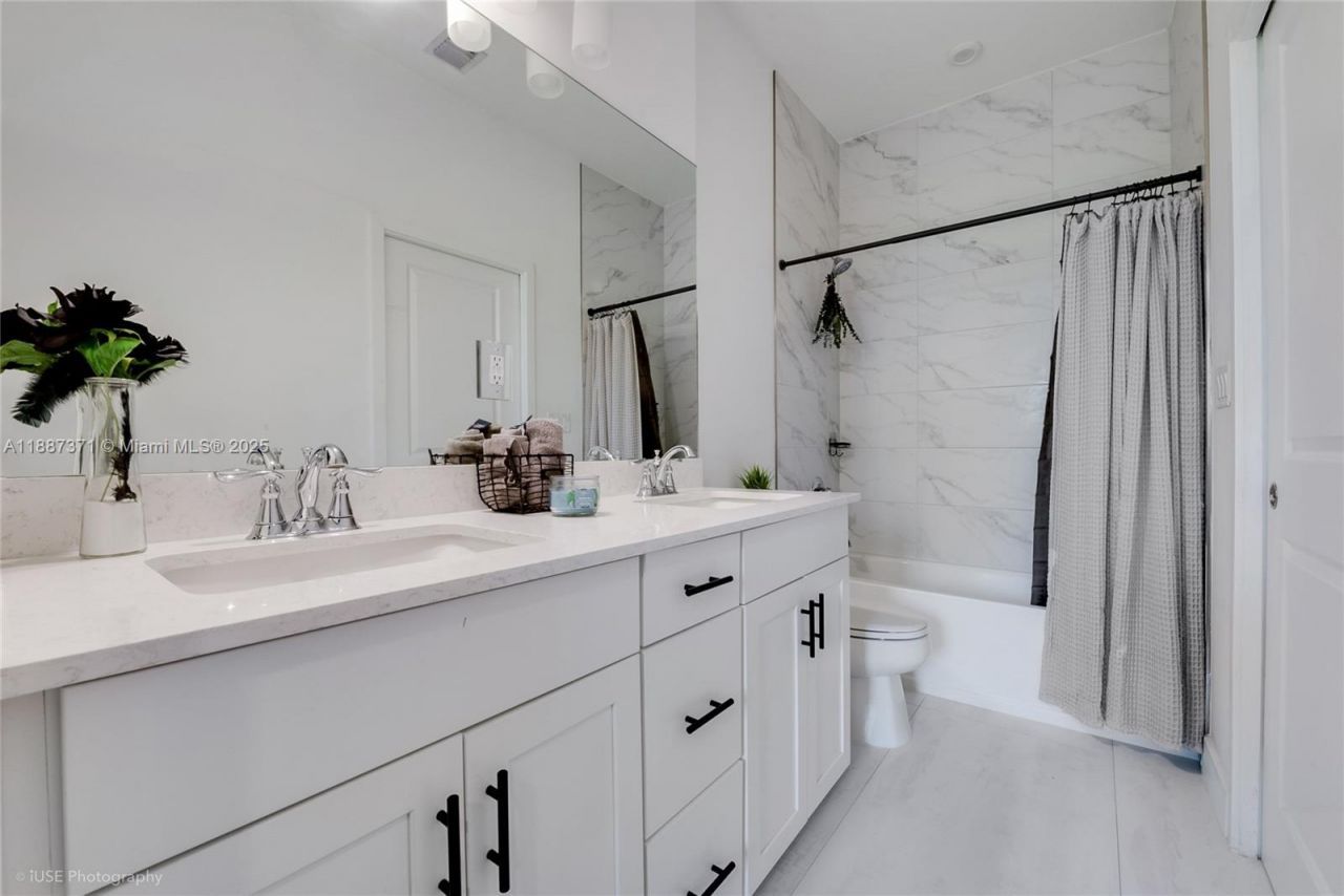 23241 SW 107th Ave, Miami, FL 33032 Photo